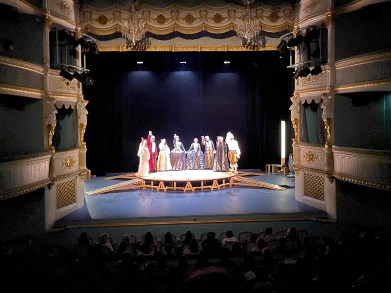 Phèdre à Versailles : la tragédie à l’épreuve de la scène